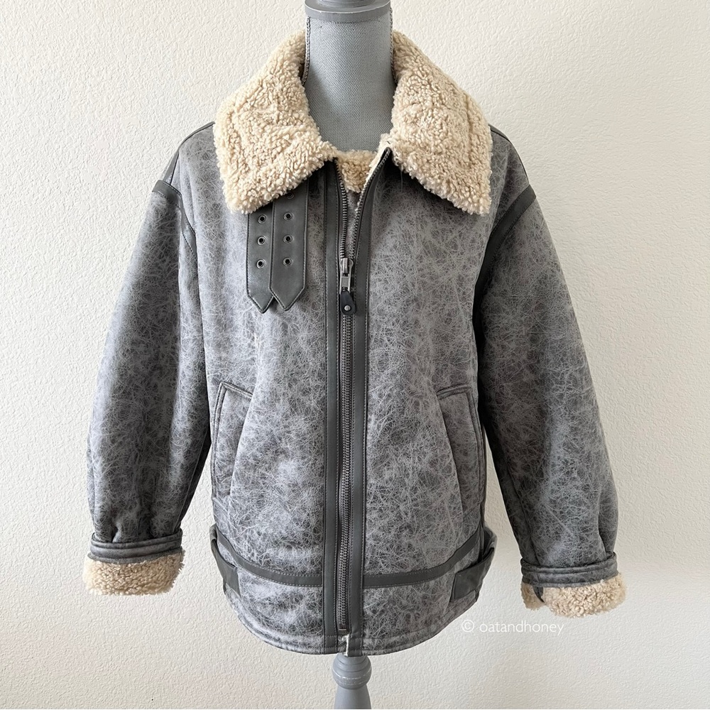 UO Urban Outfitters BDG Oversized Aviator Jacket